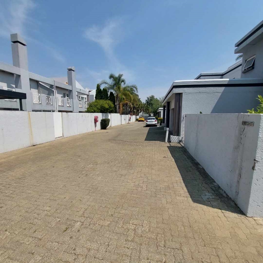 3 Bedroom Property for Sale in Meyersdal Gauteng