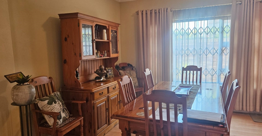 3 Bedroom Property for Sale in New Redruth Gauteng