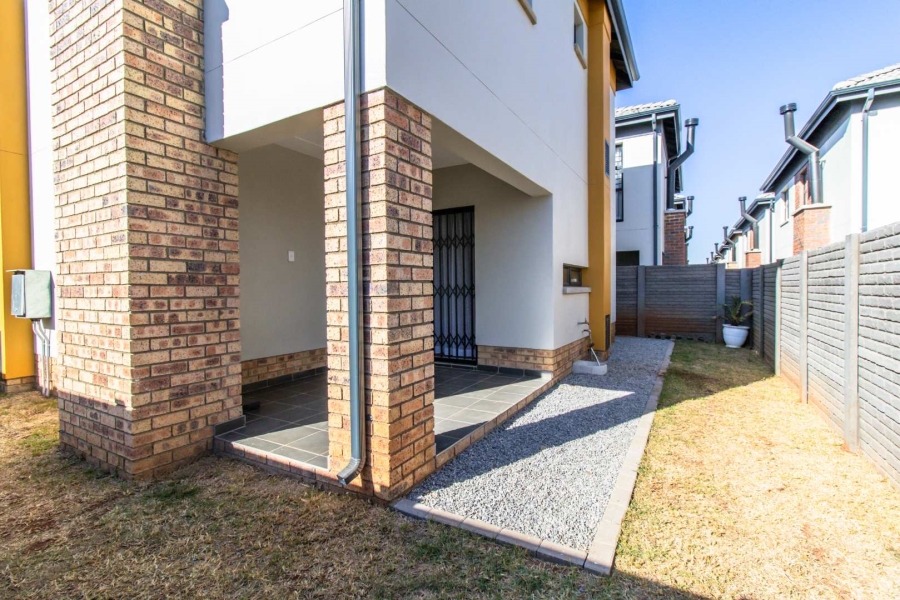 3 Bedroom Property for Sale in Albertsdal Gauteng