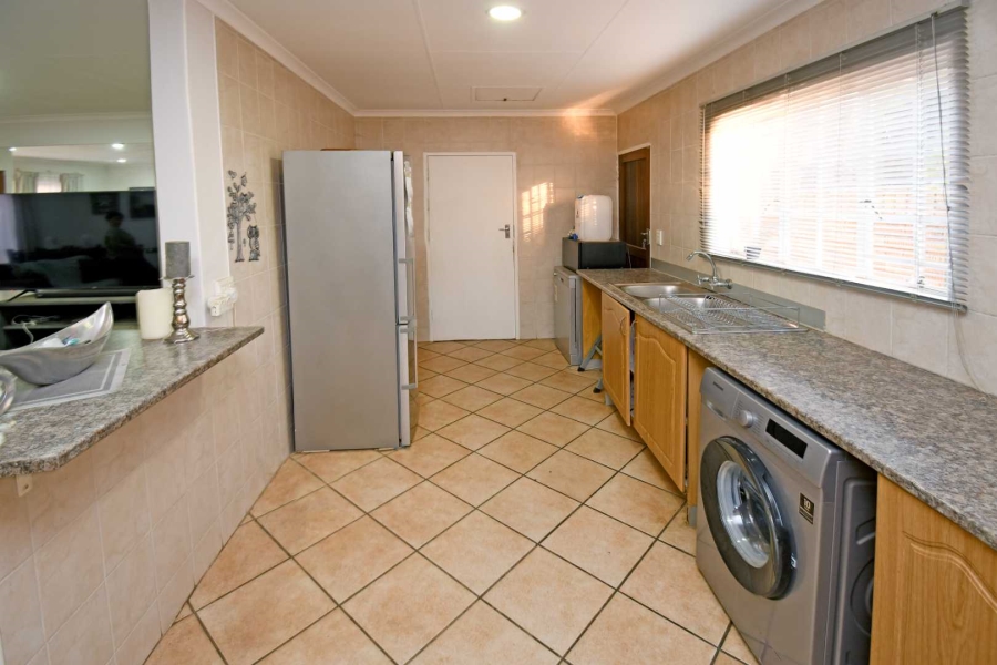 3 Bedroom Property for Sale in Amberfield Heights Gauteng