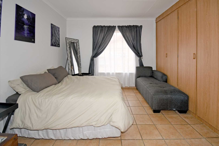 3 Bedroom Property for Sale in Amberfield Heights Gauteng