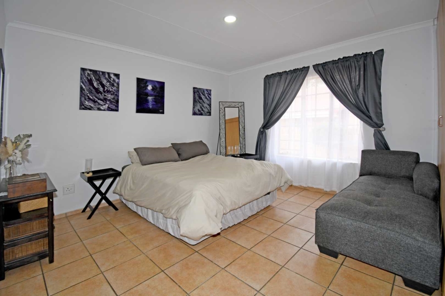 3 Bedroom Property for Sale in Amberfield Heights Gauteng