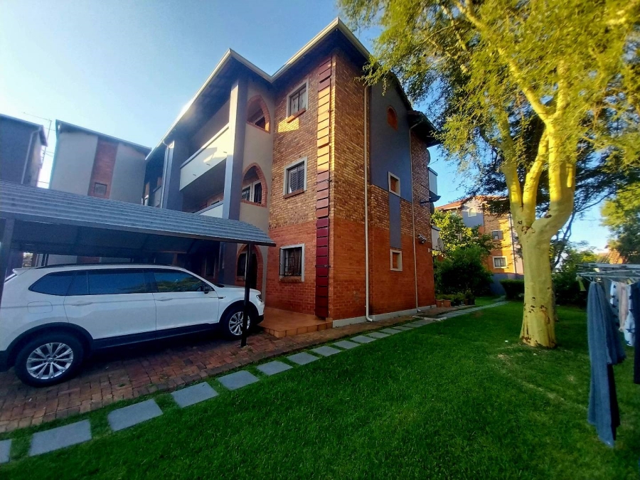 1 Bedroom Property for Sale in Halfway Gardens Gauteng