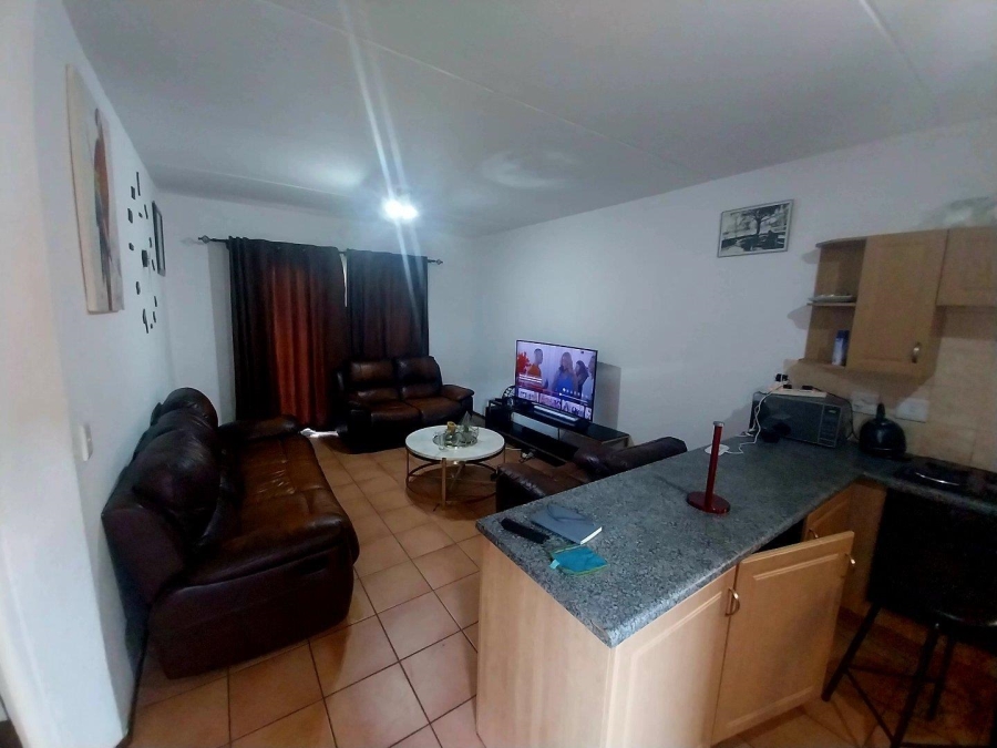 1 Bedroom Property for Sale in Halfway Gardens Gauteng