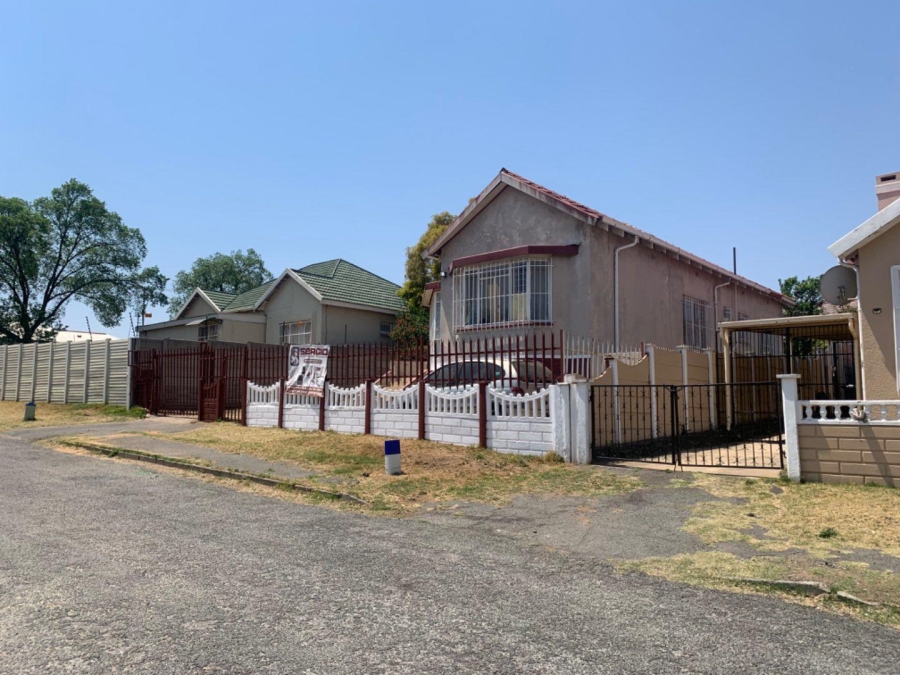 3 Bedroom Property for Sale in Rosettenville Gauteng