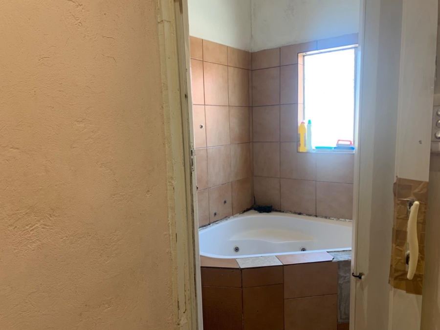 3 Bedroom Property for Sale in Rosettenville Gauteng