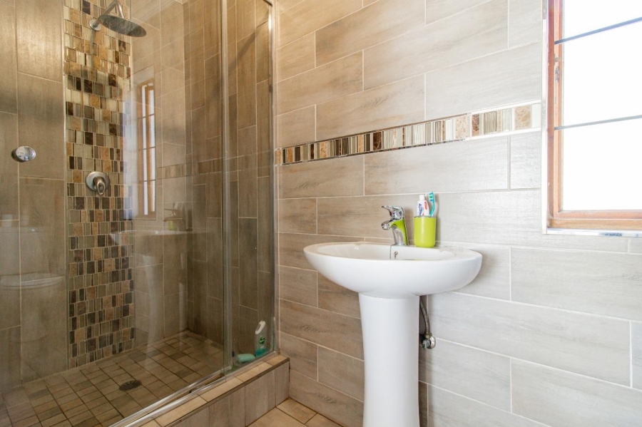 3 Bedroom Property for Sale in Southdowns Gauteng