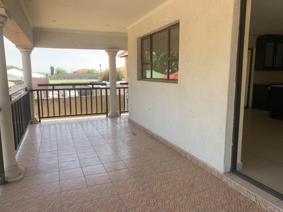 3 Bedroom Property for Sale in Rosettenville Gauteng