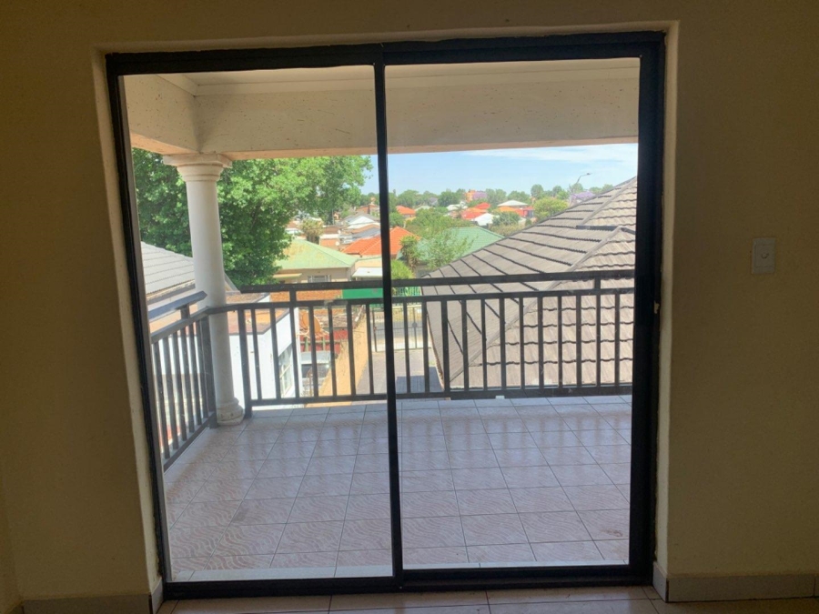 3 Bedroom Property for Sale in Rosettenville Gauteng