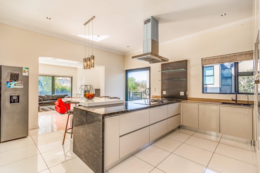 4 Bedroom Property for Sale in Helderfontein Estate Gauteng