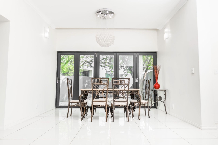 4 Bedroom Property for Sale in Helderfontein Estate Gauteng