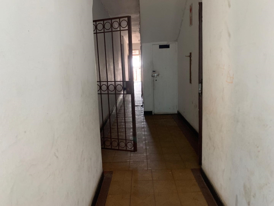 1 Bedroom Property for Sale in Kenilworth Gauteng