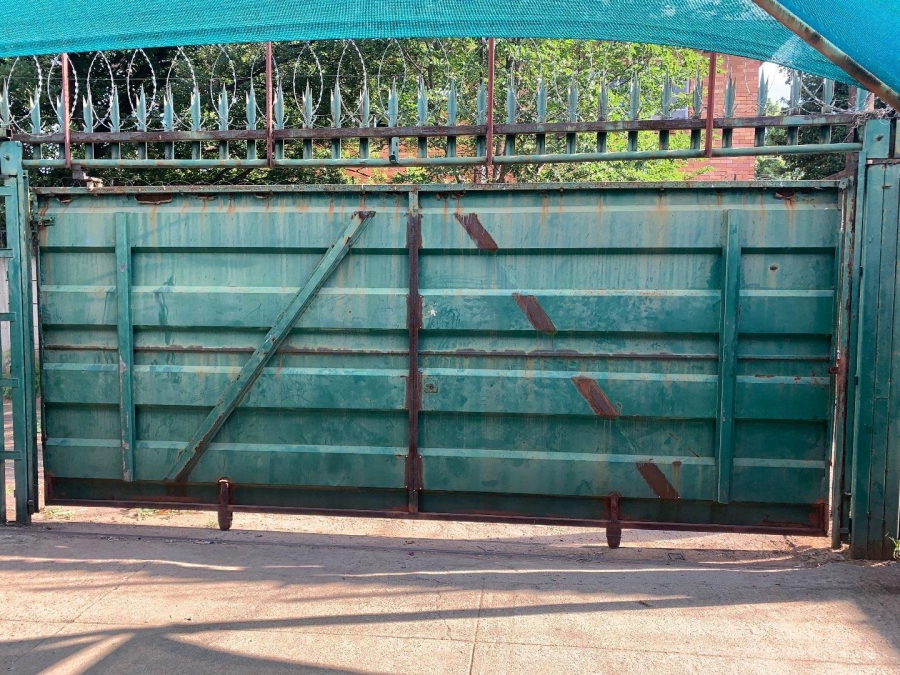 1 Bedroom Property for Sale in Kenilworth Gauteng