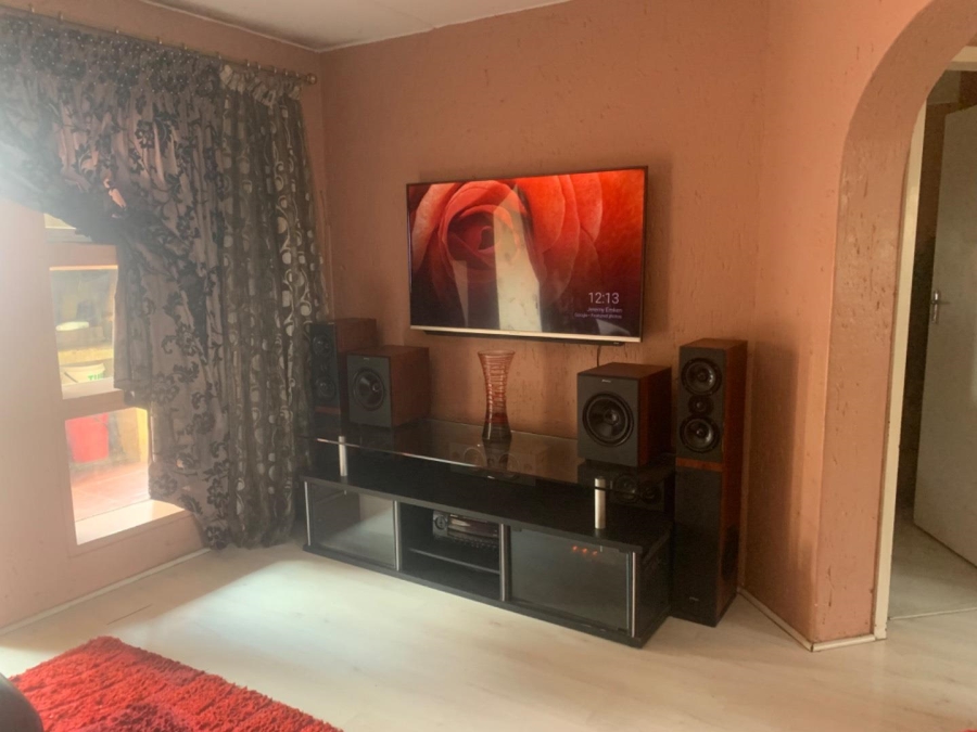2 Bedroom Property for Sale in Winchester Hills Gauteng