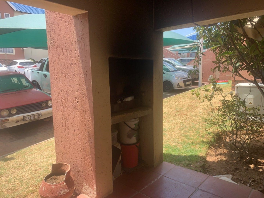 2 Bedroom Property for Sale in Winchester Hills Gauteng