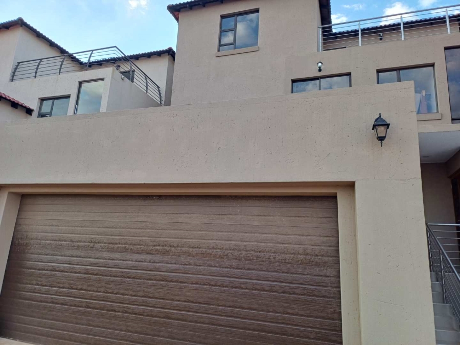 3 Bedroom Property for Sale in South Crest Gauteng