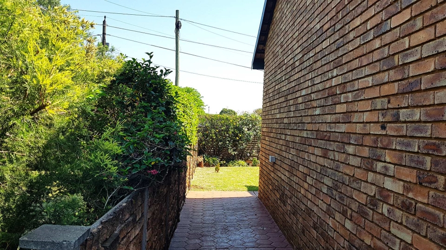 3 Bedroom Property for Sale in East Lynne Gauteng