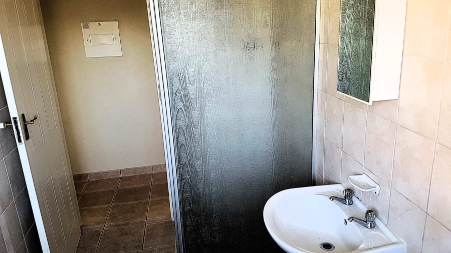 3 Bedroom Property for Sale in East Lynne Gauteng