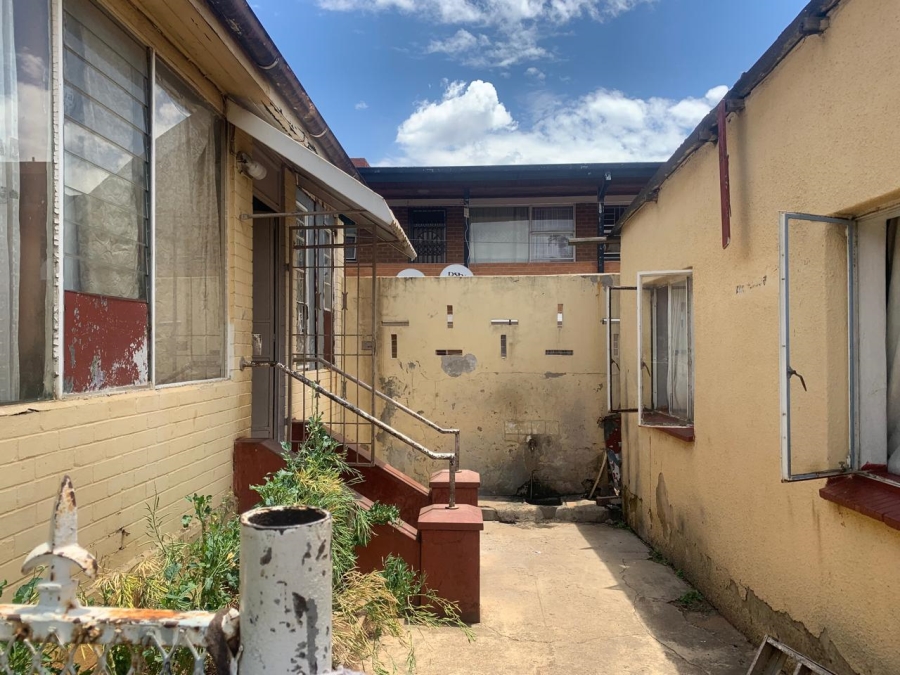 5 Bedroom Property for Sale in Haddon Gauteng