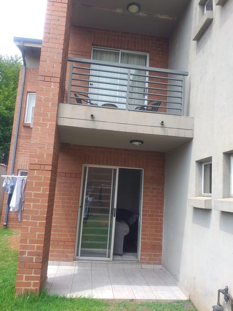 2 Bedroom Property for Sale in Esther Park Gauteng