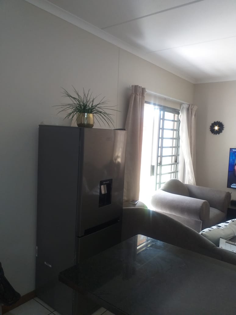 2 Bedroom Property for Sale in Esther Park Gauteng