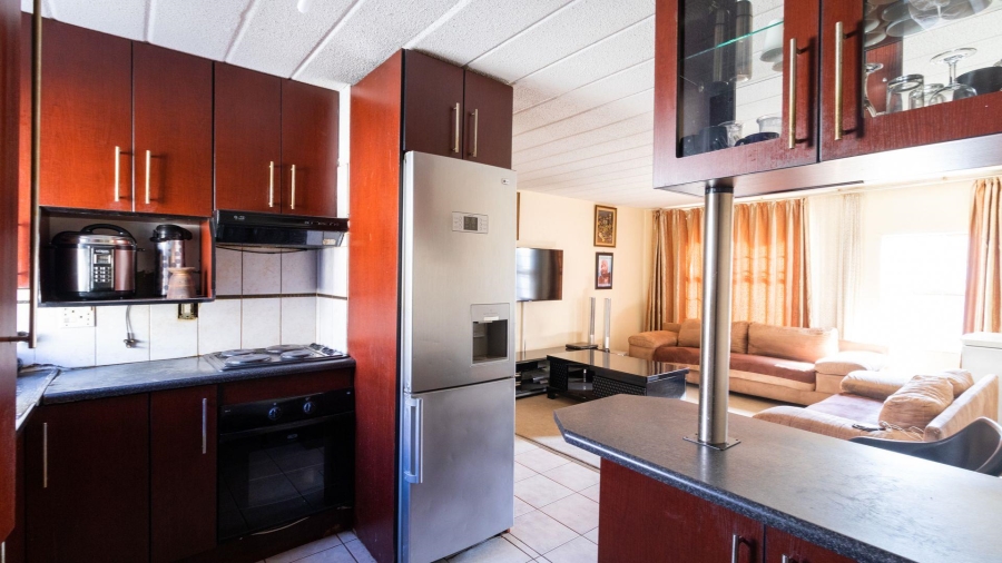 2 Bedroom Property for Sale in Kempton Park Central Gauteng