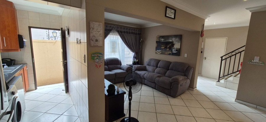 3 Bedroom Property for Sale in New Redruth Gauteng