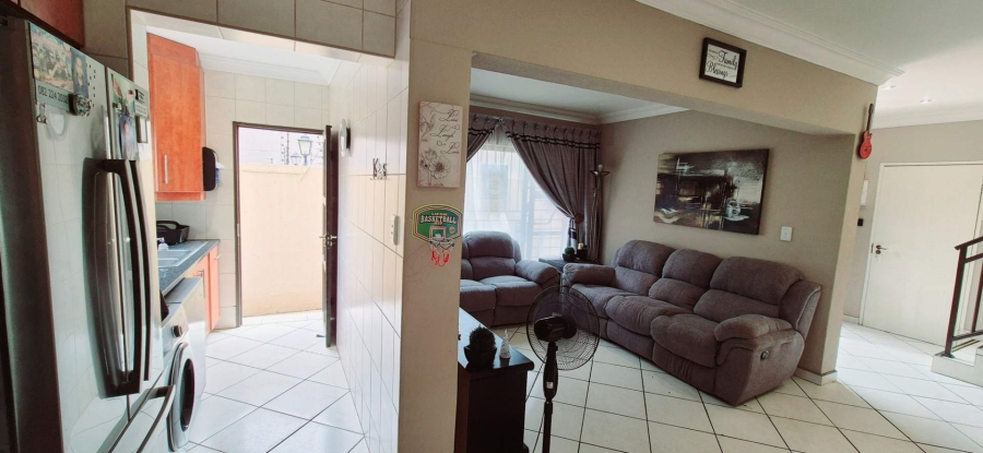 3 Bedroom Property for Sale in New Redruth Gauteng