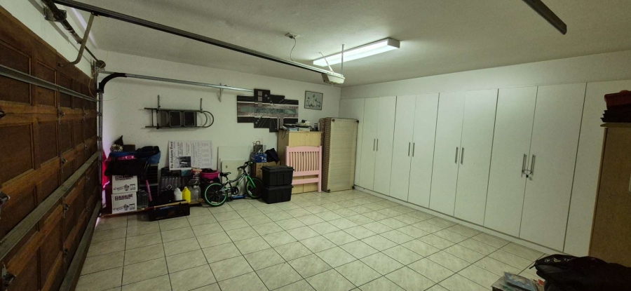 3 Bedroom Property for Sale in New Redruth Gauteng