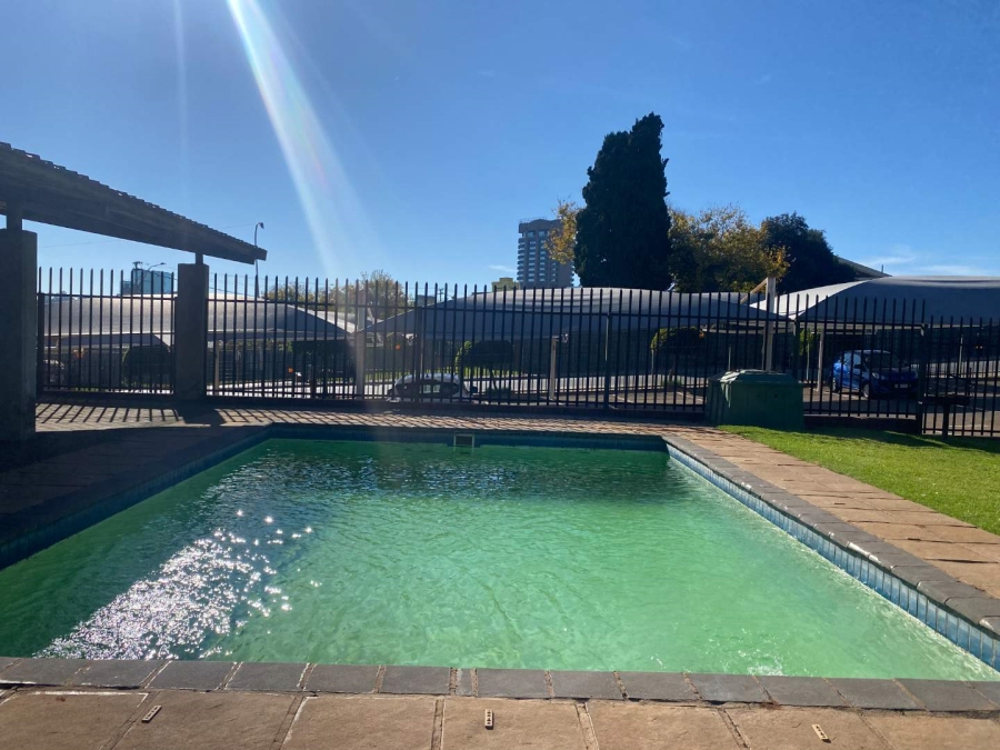 1 Bedroom Property for Sale in Auckland Park Gauteng