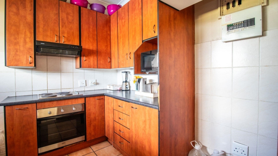 1 Bedroom Property for Sale in Lambton Gauteng