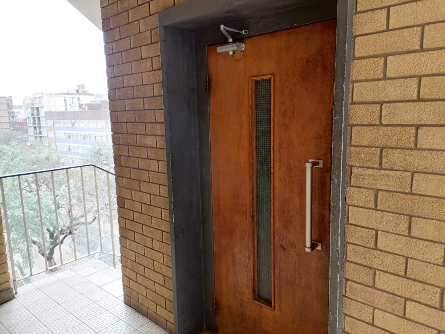 2 Bedroom Property for Sale in Sunnyside Gauteng