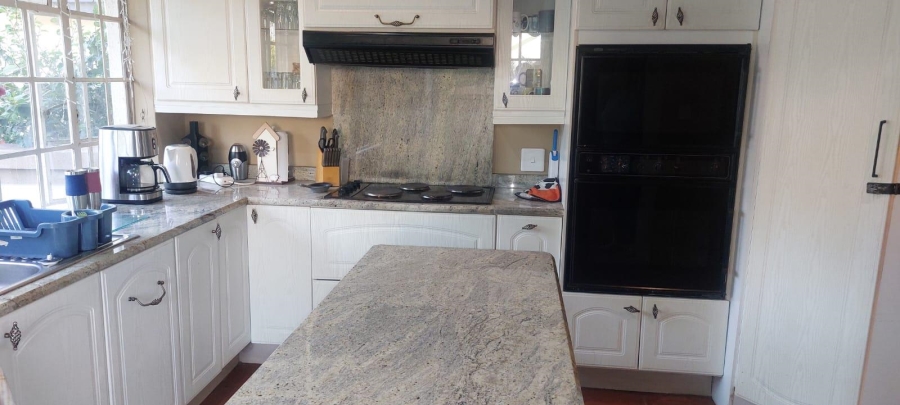 To Let 2 Bedroom Property for Rent in Brackenhurst Gauteng