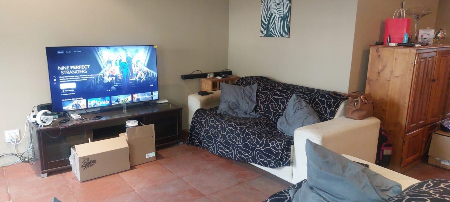 To Let 2 Bedroom Property for Rent in Brackenhurst Gauteng