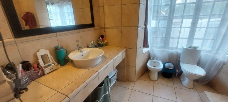 To Let 2 Bedroom Property for Rent in Brackenhurst Gauteng