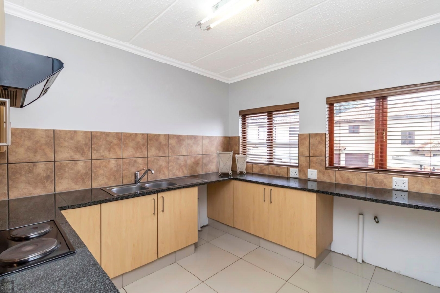 1 Bedroom Property for Sale in Carlswald North Estate Gauteng