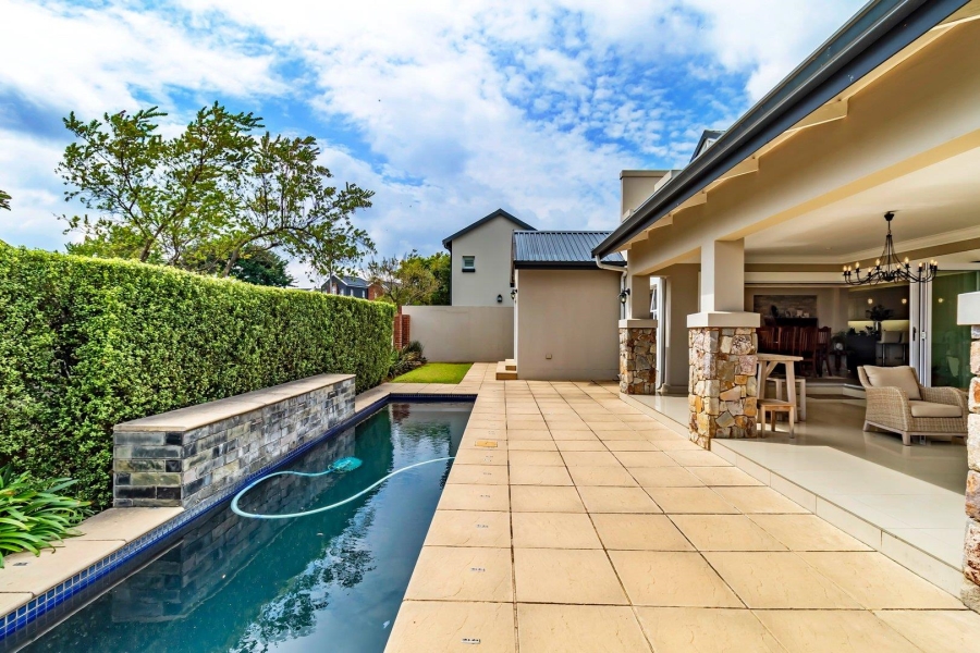 4 Bedroom Property for Sale in Waterfall Country Village Gauteng