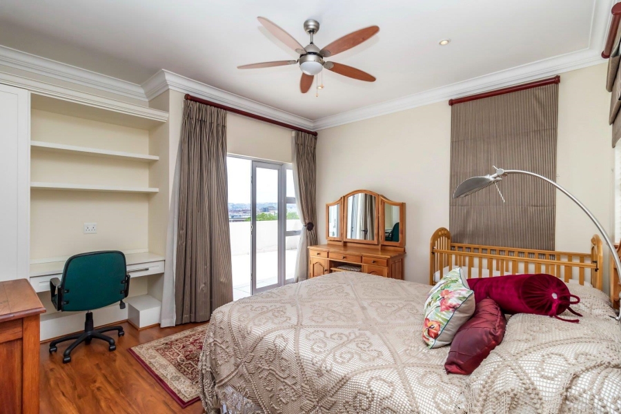 4 Bedroom Property for Sale in Waterfall Country Village Gauteng