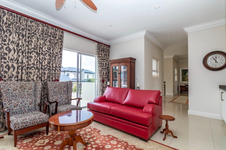 4 Bedroom Property for Sale in Waterfall Country Village Gauteng