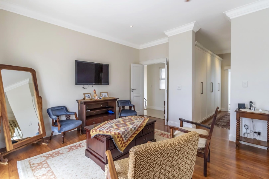 4 Bedroom Property for Sale in Waterfall Country Village Gauteng