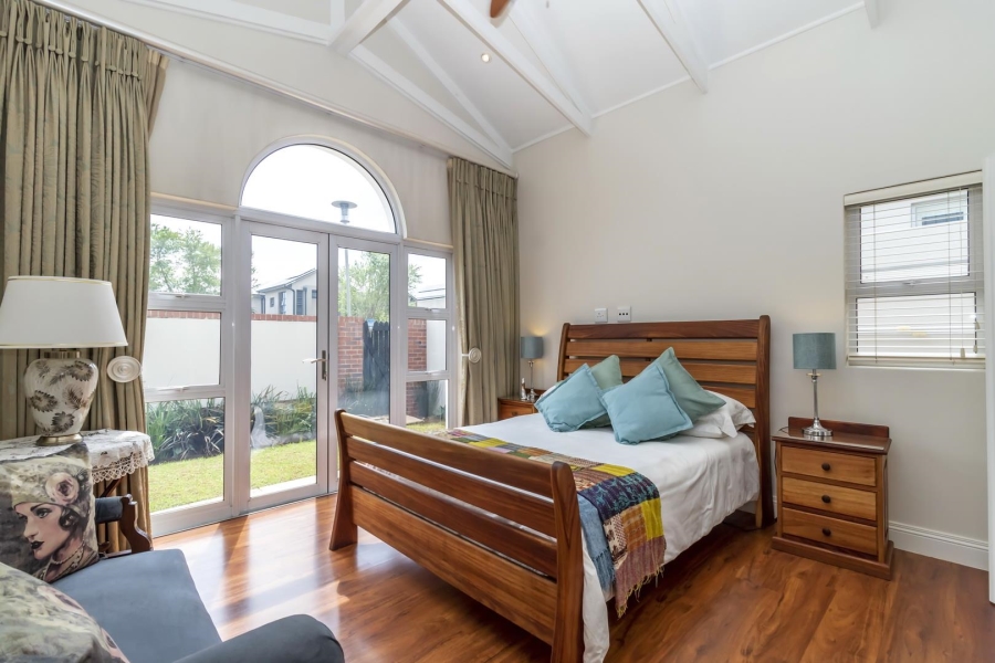 4 Bedroom Property for Sale in Waterfall Country Village Gauteng