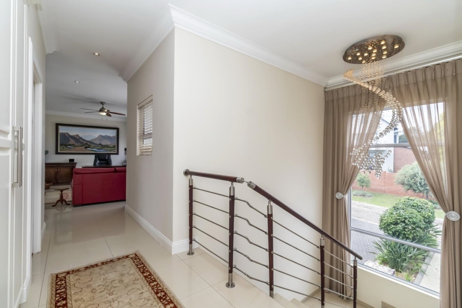 4 Bedroom Property for Sale in Waterfall Country Village Gauteng