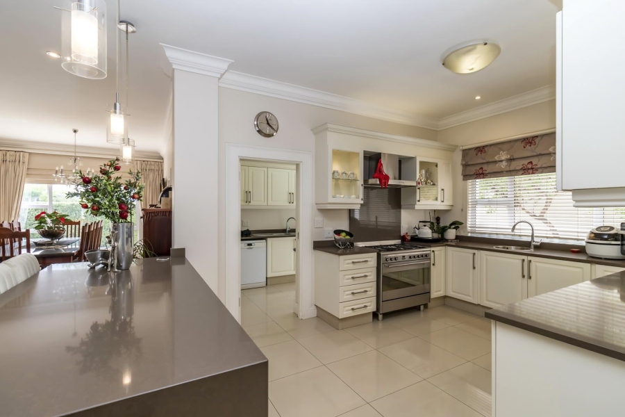 4 Bedroom Property for Sale in Waterfall Country Village Gauteng