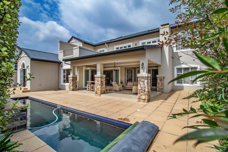 4 Bedroom Property for Sale in Waterfall Country Village Gauteng