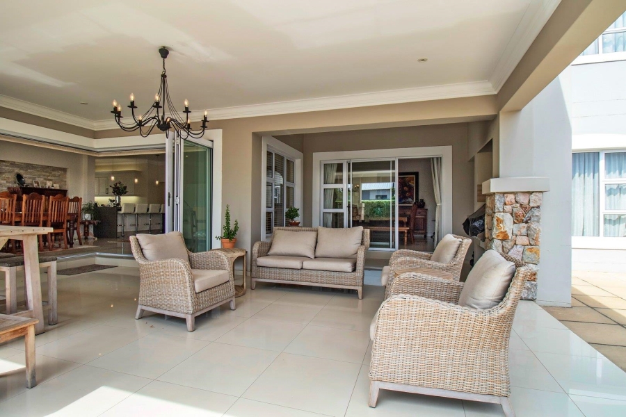 4 Bedroom Property for Sale in Waterfall Country Village Gauteng