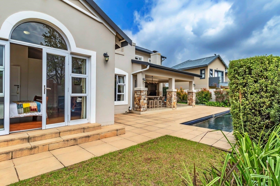 4 Bedroom Property for Sale in Waterfall Country Village Gauteng