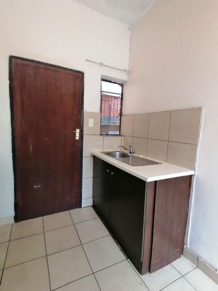 To Let 1 Bedroom Property for Rent in Kempton Park Ext 1 Gauteng
