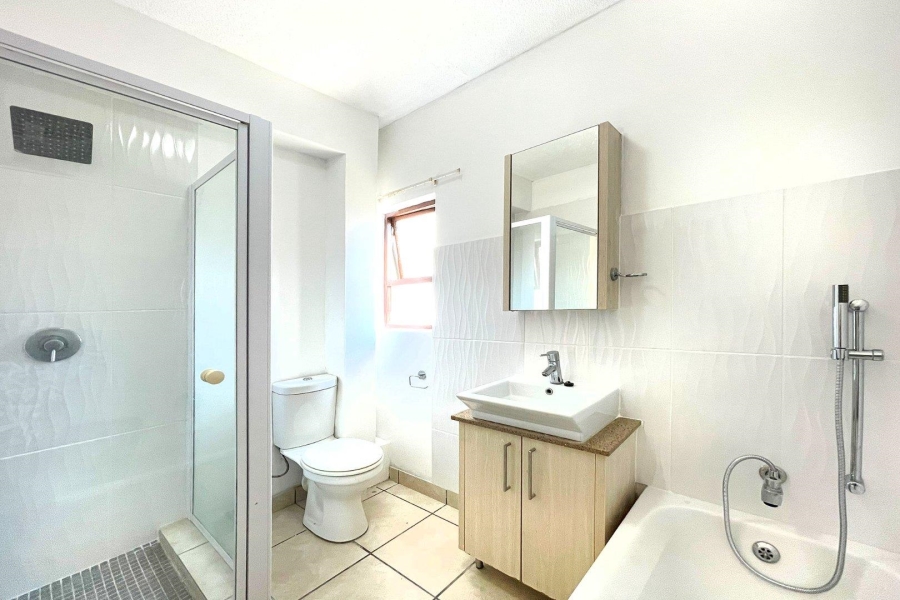 2 Bedroom Property for Sale in Fourways Gauteng