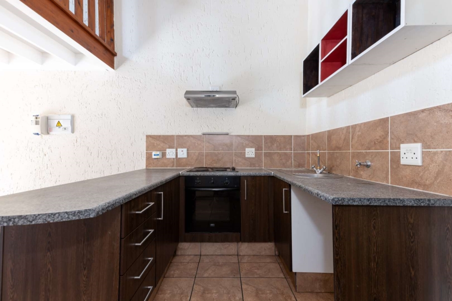 1 Bedroom Property for Sale in Lonehill Gauteng