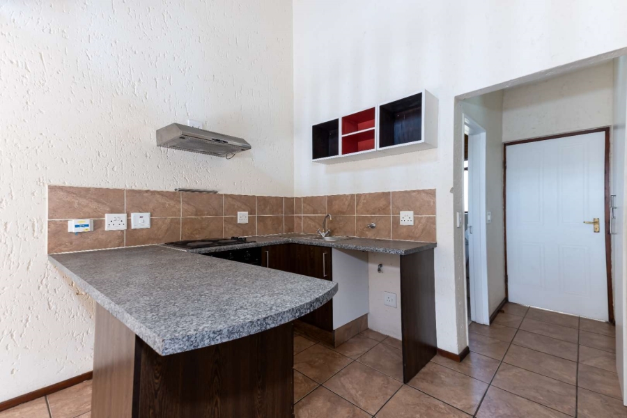 1 Bedroom Property for Sale in Lonehill Gauteng